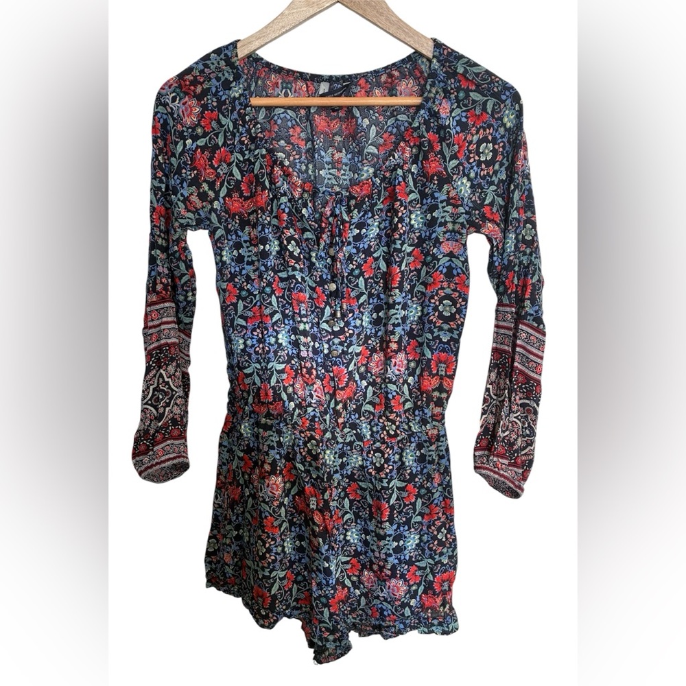 American Eagle Women’s Small Blue Floral 3/4 Sleeve Short Romper Boho